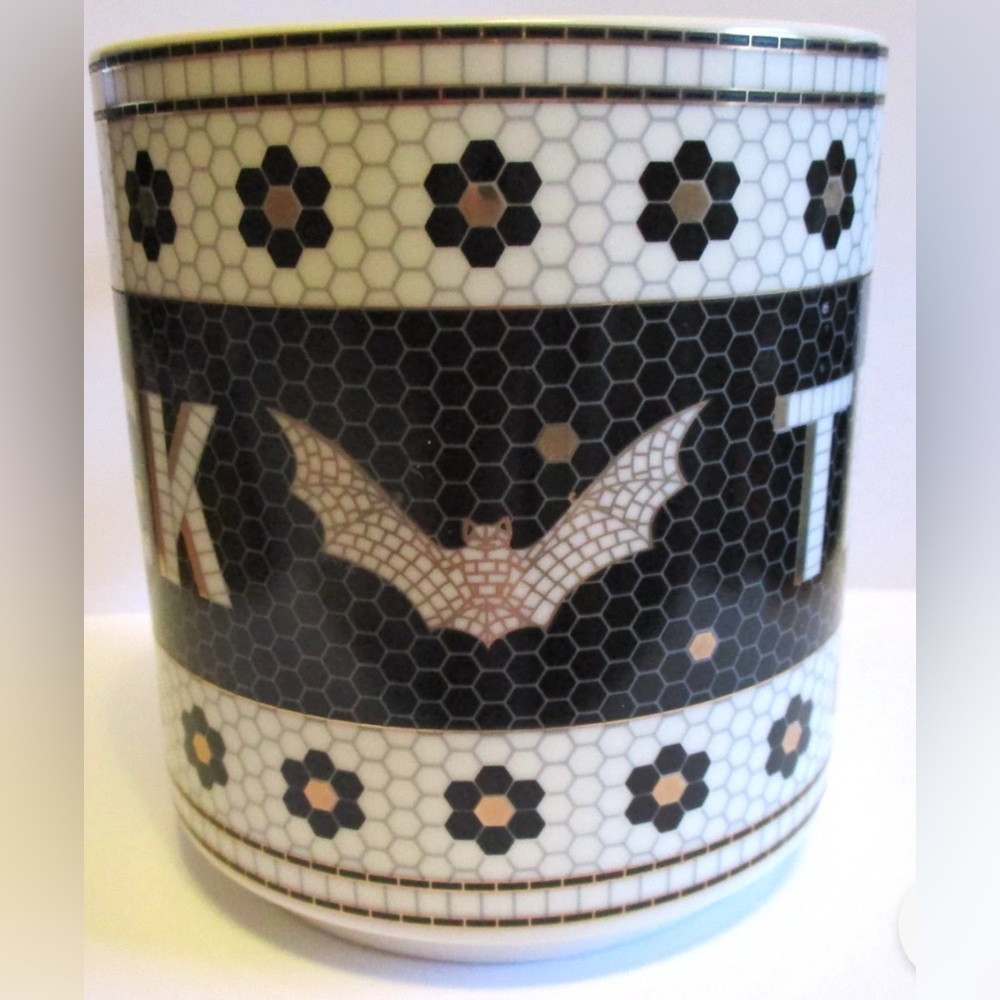 NEW Anthropologie Bistro Tile Halloween Coffee Mug Trick or Treat Bat 24K Gold - Picture 4 of 4
